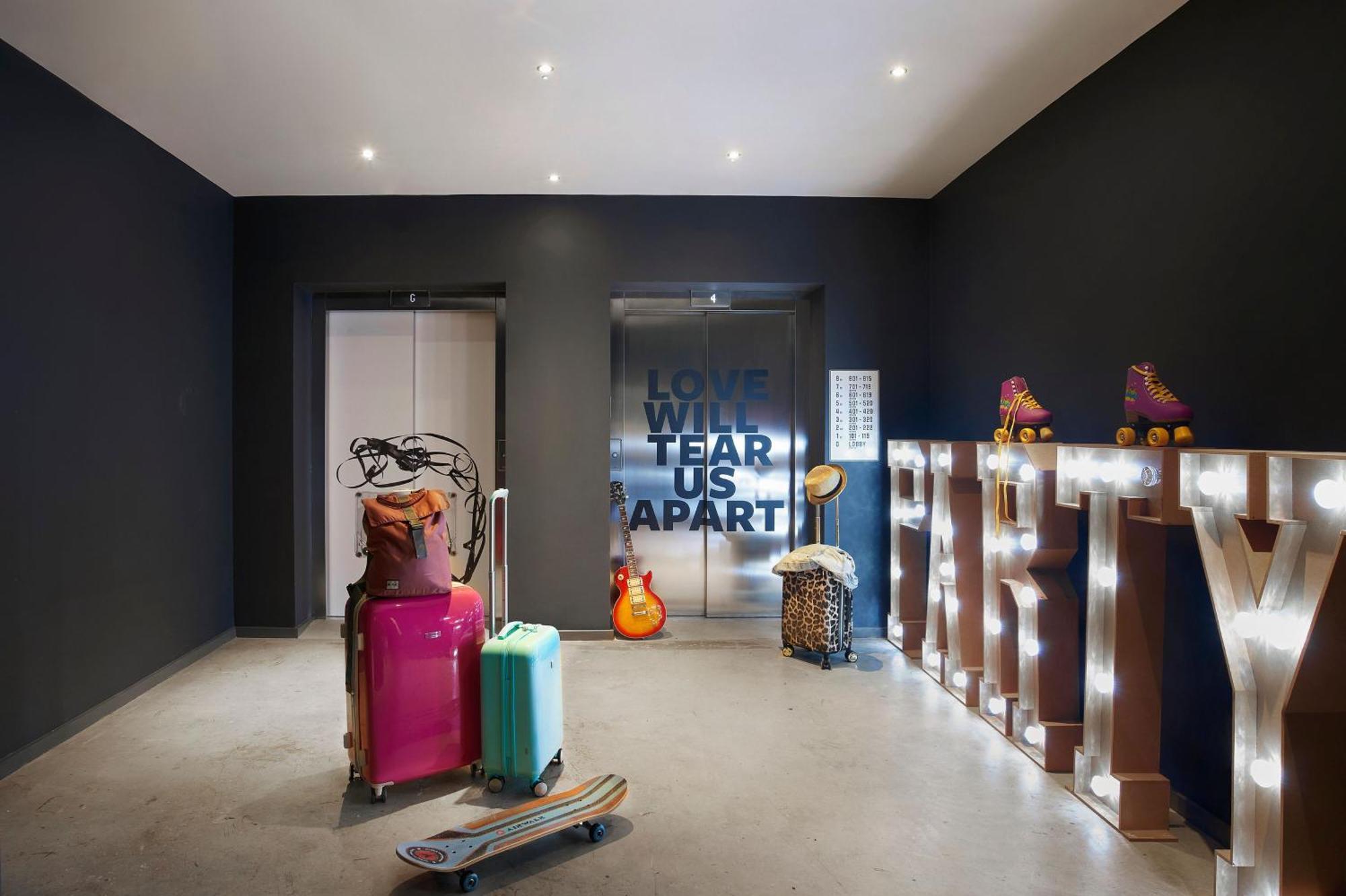 Moxy Manchester City Dış mekan fotoğraf